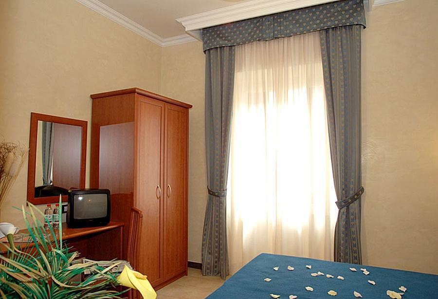 Allegria Fitzroy Cesar Rome Extérieur photo